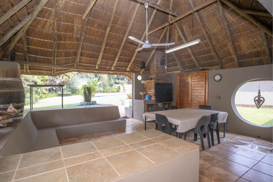 3 Bedroom Property for Sale in Meerhof North West